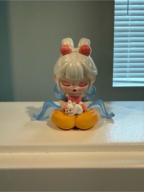 Anita figure - Moon Rabbit